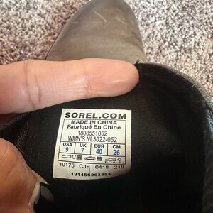 Sorel Black and Gray Winter Boots distressed wedge ankle boot